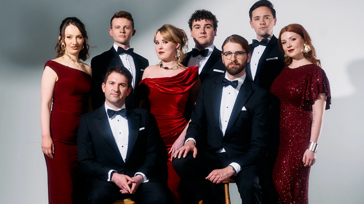 group shot of the VOCES8 group