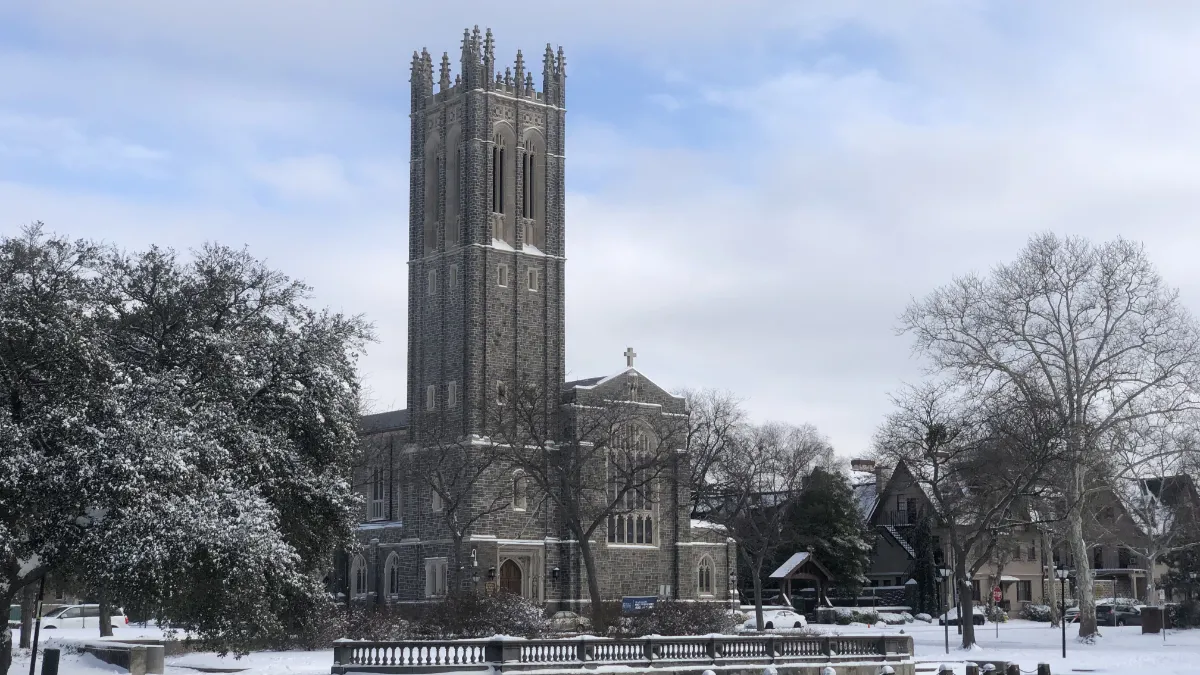 Padraig o tuama headshot